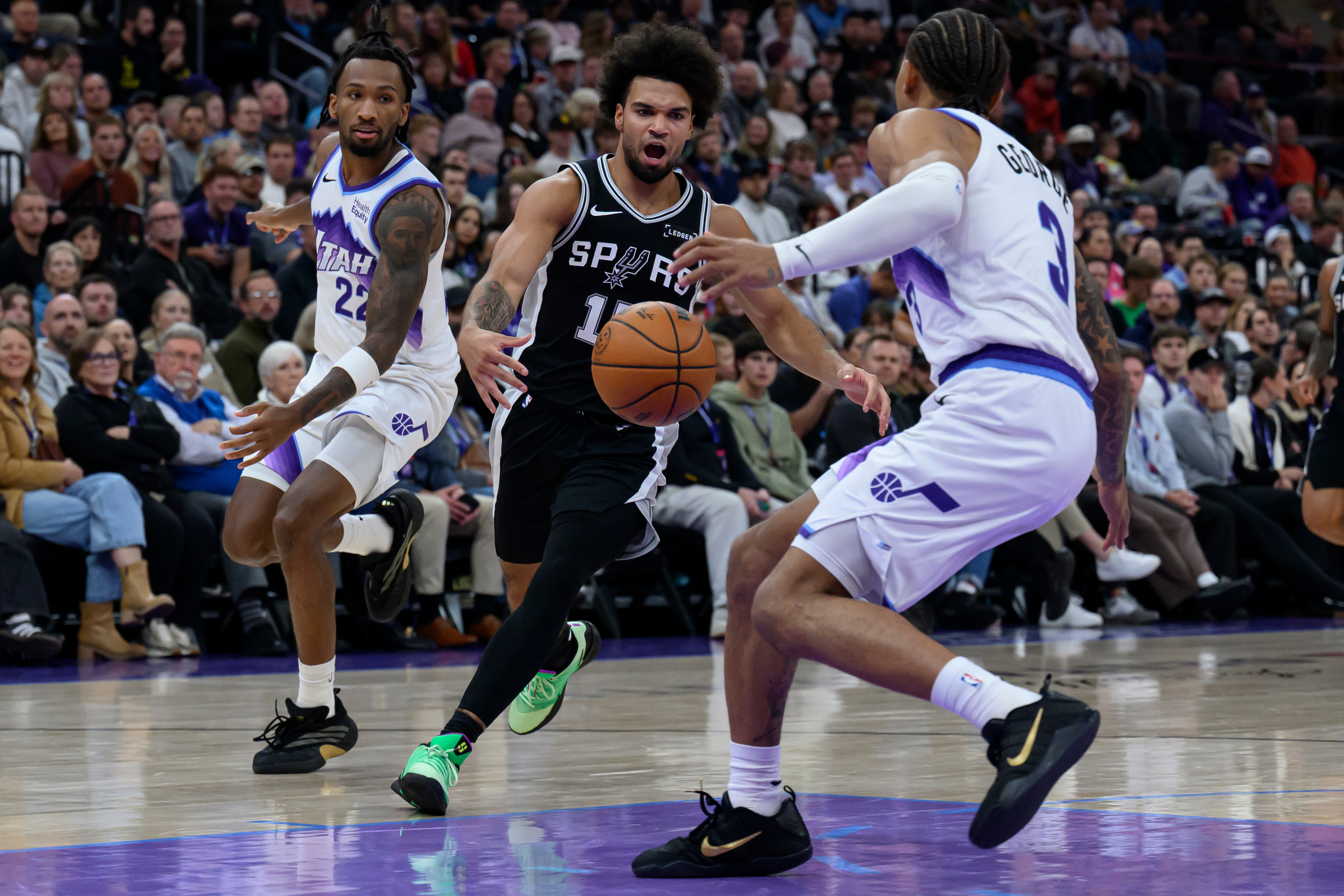 ‘Insane’ San Antonio Spurs’ Rookies Demand a Bigger Role